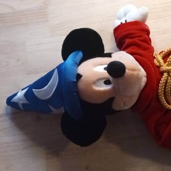 Walt Disney Large Mickey Mouse With Blue Hat (Magician) Character - Picture 3 of 13